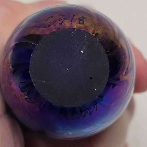 Mount St. Helen Egg Paperweight Marked MSH 95 Iridescent blue purple Vintage 90s - Picture 6 of 8